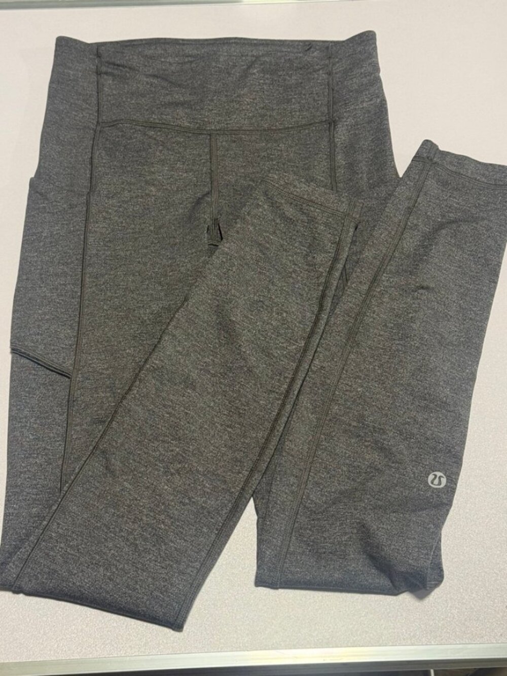 Lululemon Rain-On Train-On Tights Heathered Black Women’s Size 2
